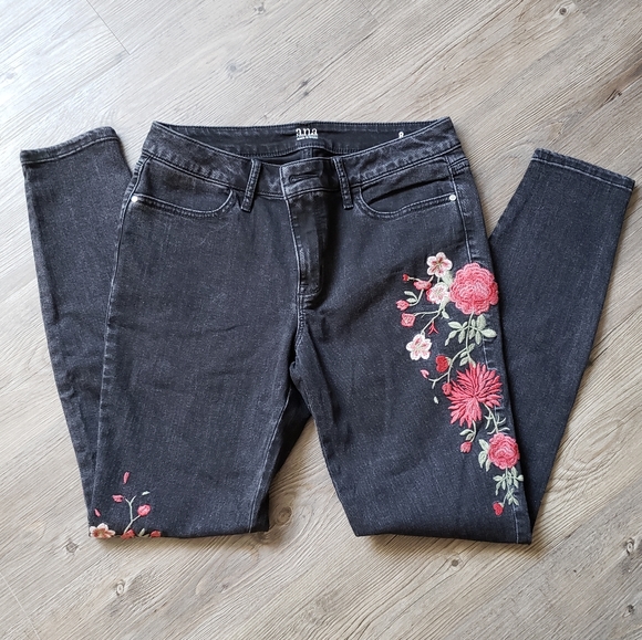 a.n.a Pants - A.n.a. Black Embroidered Jeggings